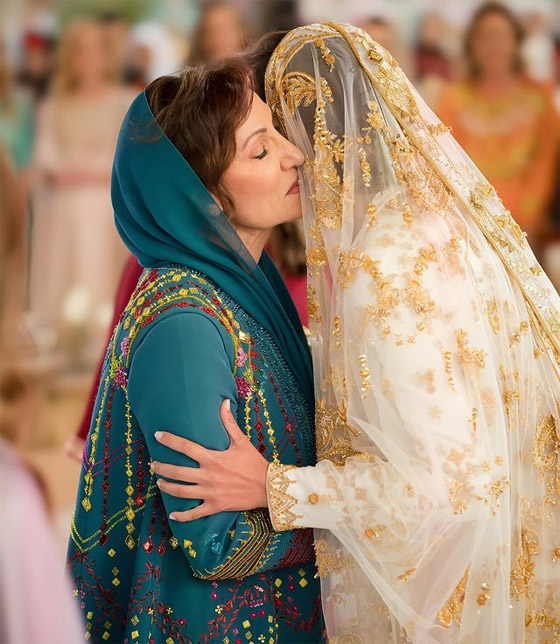 الملكة رانيا تنشر اللقطات الأولى من حفل حناء رجوة وولي عهد الأردن صورة رقم 5