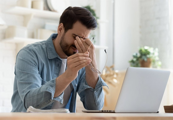 تستخدم الشاشات طوال اليوم؟.. 5 طرق تساعدك بتجنب الإجهاد الرقمي صورة رقم 4 تستخدم الشاشات طوال اليوم؟.. 5 طرق تساعدك بتجنب الإجهاد الرقمي صورة رقم 4