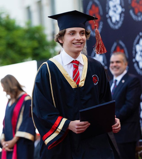 أفراح العائلة الملكية الأردنية تتوالى مع تخرج الأمير الصغير هاشم.. صور صورة رقم 7