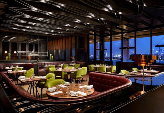 أحدث منتجع فندقي يحتوي 92 مسبحاً وأدوات ذهبية في دبي صورة رقم 6