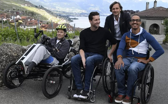 فيديو لمعجزة تكنولوجية.. رجل مصاب بالشلل يتمكن من المشي مجددا صورة رقم 13 فيديو لمعجزة تكنولوجية.. رجل مصاب بالشلل يتمكن من المشي مجددا صورة رقم 13