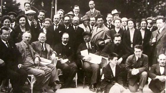 هكذا تسبب مؤتمر سلام في تزايد حدة التوتر بالعالم..! صورة رقم 1 هكذا تسبب مؤتمر سلام في تزايد حدة التوتر بالعالم..! صورة رقم 1