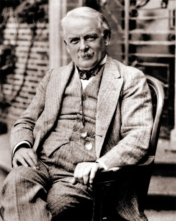 هكذا تسبب مؤتمر سلام في تزايد حدة التوتر بالعالم..! صورة رقم 2 هكذا تسبب مؤتمر سلام في تزايد حدة التوتر بالعالم..! صورة رقم 2