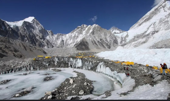 لماذا يصدر جبل إيفرست أصوات مرعبة في الليل؟ صورة رقم 4