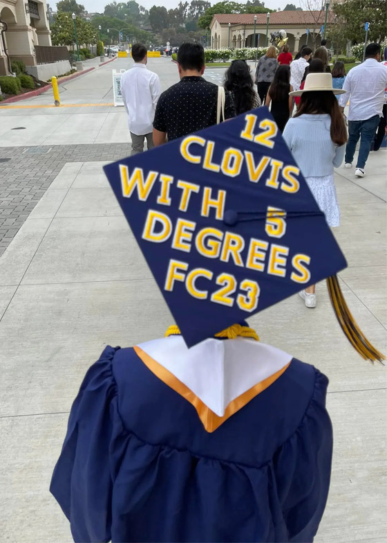 بالصور: طفل أمريكي عمره 12 عاما يحصل على شهادة جامعية صورة رقم 3 بالصور: طفل أمريكي عمره 12 عاما يحصل على شهادة جامعية صورة رقم 3