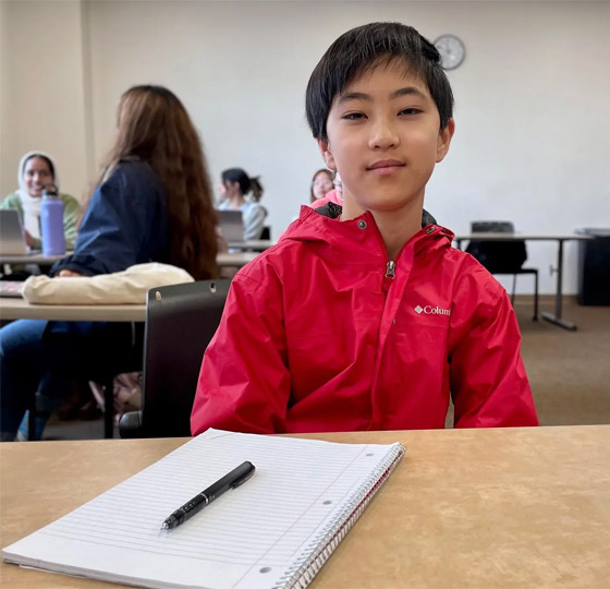 بالصور: طفل أمريكي عمره 12 عاما يحصل على شهادة جامعية صورة رقم 9 بالصور: طفل أمريكي عمره 12 عاما يحصل على شهادة جامعية صورة رقم 9