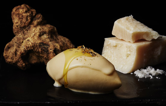 هذا ما تُصنع منه أغلى المثلجات في العالم.. بسعر 6 آلاف دولار صورة رقم 2