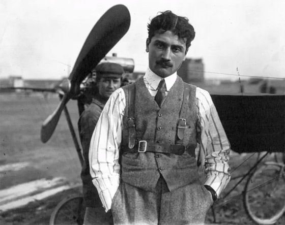 قصة أول طيار عبر أجواء البحر المتوسط للمنطقة العربية صورة رقم 5 قصة أول طيار عبر أجواء البحر المتوسط للمنطقة العربية صورة رقم 5