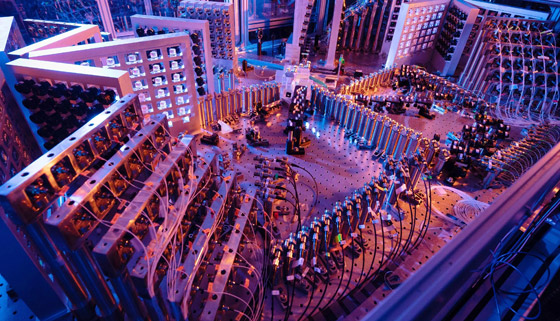 فيديو: الصين تطور حاسوبا أسرع بـ180 مليون مرة من الحواسيب التقليدية صورة رقم 1