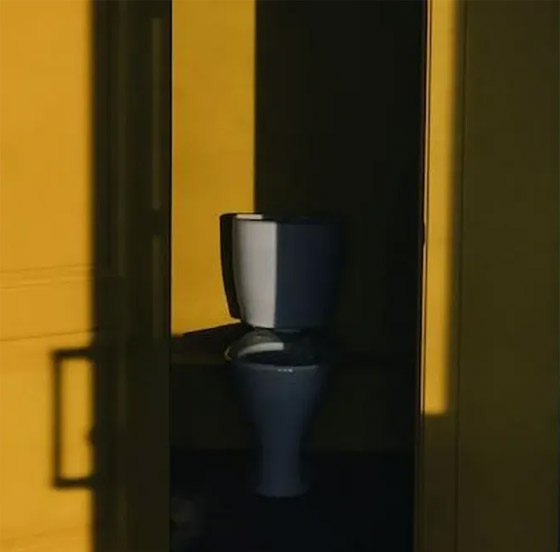 إقالة موظف من عمله والسبب.. فترات راحة غريبة! صورة رقم 1