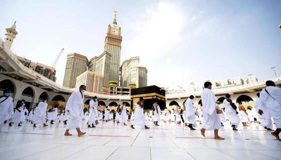 كيف تتجنبين التعرض لتسمم الشمس خلال موسم الحج.. إليك كل ما تحتاجين لمعرفته صورة رقم 4