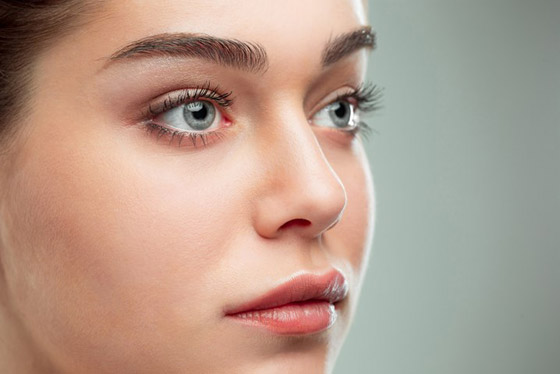 8 أشياء تفسد مكياجك.. ابتعدي عنها صورة رقم 4