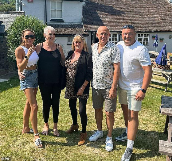 قصة اغرب من الخيال: لقاء أختين بعد فراق 60 سنة والفضل لاختبار الحمض النووي صورة رقم 1 قصة اغرب من الخيال: لقاء أختين بعد فراق 60 سنة والفضل لاختبار الحمض النووي صورة رقم 1