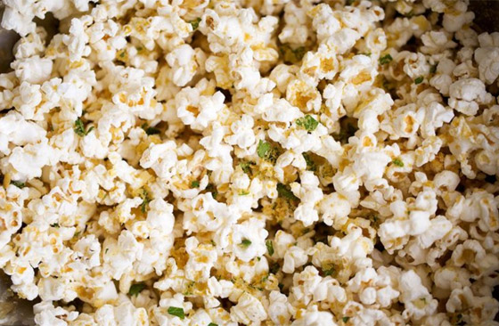 أغرب أنواع الفشار حول العالم: هل سيمكنك تجربة مذاق البطيخ أو الليمون؟ صورة رقم 16