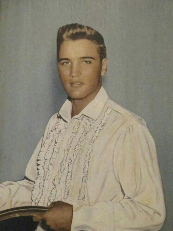 أسرار غريبة عن مشاهير العالم: دي كابريو، انجلينا جولي كيم كارداشيان و.. صورة رقم 12 أسرار غريبة عن مشاهير العالم: دي كابريو، انجلينا جولي كيم كارداشيان و.. صورة رقم 12