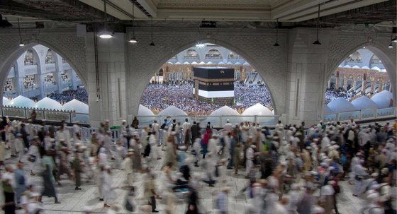 بالصور: بلا قيود كورونا.. حج غير مسبوق بمشاركة مليوني حاج صورة رقم 9 بالصور: بلا قيود كورونا.. حج غير مسبوق بمشاركة مليوني حاج صورة رقم 9