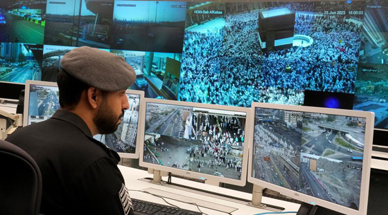 بالصور: بلا قيود كورونا.. حج غير مسبوق بمشاركة مليوني حاج صورة رقم 5 بالصور: بلا قيود كورونا.. حج غير مسبوق بمشاركة مليوني حاج صورة رقم 5