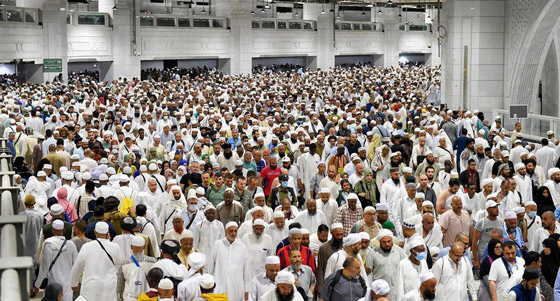 بالصور: بلا قيود كورونا.. حج غير مسبوق بمشاركة مليوني حاج صورة رقم 3 بالصور: بلا قيود كورونا.. حج غير مسبوق بمشاركة مليوني حاج صورة رقم 3