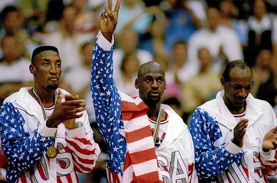 بيع سترة مايكل جوردان 