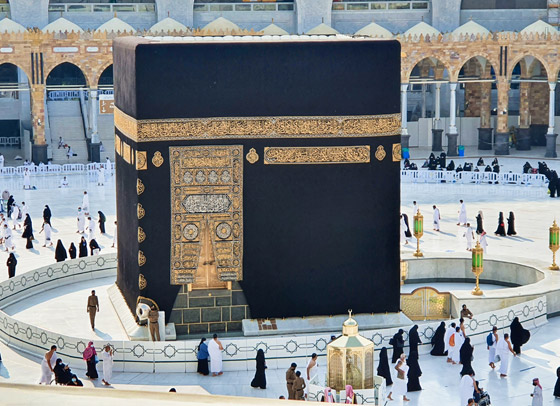 يعود لما قبل الإسلام وتم فتحه وغلقه أكثر من مرة.. قصة باب الكعبة الثاني صورة رقم 4 يعود لما قبل الإسلام وتم فتحه وغلقه أكثر من مرة.. قصة باب الكعبة الثاني صورة رقم 4