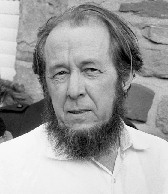 لهذه الأسباب.. طرد هؤلاء من روسيا وفقدوا الهوية صورة رقم 4 لهذه الأسباب.. طرد هؤلاء من روسيا وفقدوا الهوية صورة رقم 4