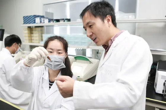 عالم صيني مثير للجدل يقترح بحثا لتعديل الأجنة البشرية! العلماء وصفوه بـ