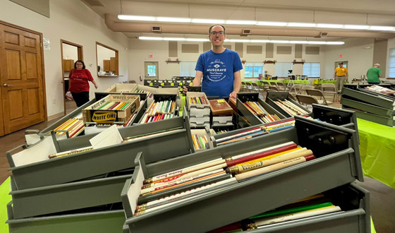 أمريكي يستعد لدخول موسوعة غينيس بهواية غريبة: جمع أقلام الرصاص! صورة رقم 4