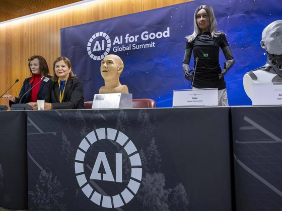 الروبوتات تطمئن البشر بأول مؤتمر صحافي: لن نسرق وظائفكم ولن نتمرد عليكم! صورة رقم 2