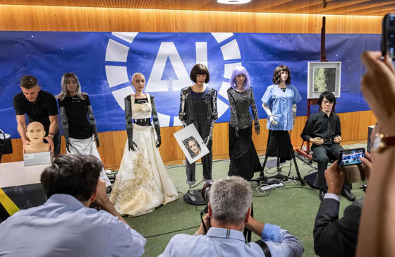 الروبوتات تطمئن البشر بأول مؤتمر صحافي: لن نسرق وظائفكم ولن نتمرد عليكم! صورة رقم 3