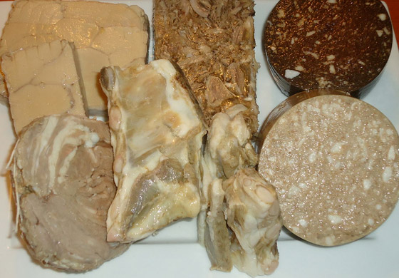 الفلامنغو وبيض السحالي.. 10 أطعمة غريبة من العالم القديم لا تزال تُؤكل اليوم صورة رقم 6