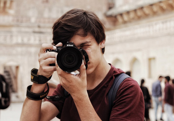 نصائح لالتقاط أجمل الصور أثناء السفر والاستمتاع بالرحلة صورة رقم 1