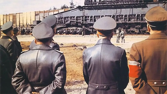 بأكبر مدفع بالتاريخ.. قصف أدولف هتلر شبه جزيرة القرم صورة رقم 1 بأكبر مدفع بالتاريخ.. قصف أدولف هتلر شبه جزيرة القرم صورة رقم 1