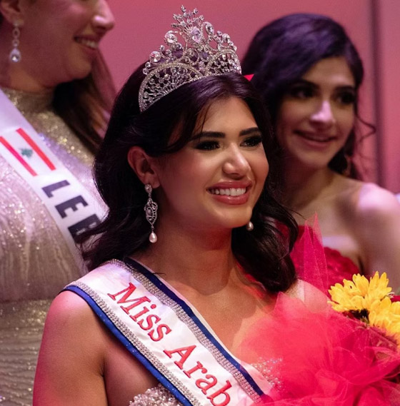 فيديو وصور الأردنية فرح أبو عديلة تفوز بتاج ملكة جمال العرب بأمريكا صورة رقم 3