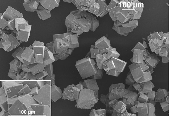 معدن يلتئم مثل جرح بعد تصدعه في مشهد لا مثيل له أذهل العلماء صورة رقم 4