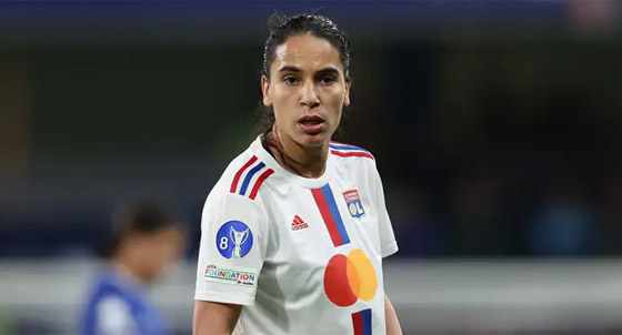 لاعبات عالميات يجمعن بين كرة القدم والأمومة ويشاركن بكأس العالم للسيدات صورة رقم 5