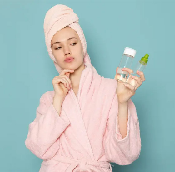 10 أسئلة تطرحونها حول اختيار أفضل مستحضر لتنظيف البشرة صورة رقم 3