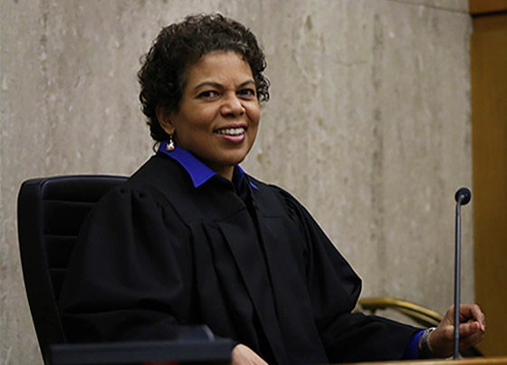 كيف تم اختيار القاضية التي سيمثل الرئيس الأمريكي ترامب أمامها؟ صورة رقم 3 كيف تم اختيار القاضية التي سيمثل الرئيس الأمريكي ترامب أمامها؟ صورة رقم 3