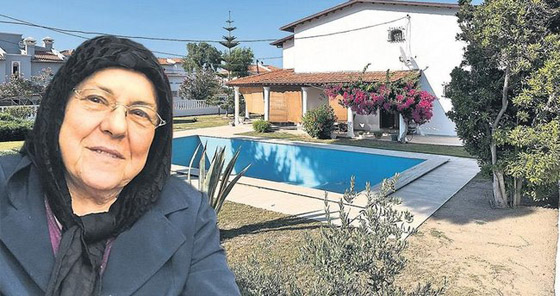 خادمة ترث الملايين! رجل أعمال تركي يعترف لسيدة عملت بمنزله بأنه والدها بعد 71 عاما صورة رقم 4 خادمة ترث الملايين! رجل أعمال تركي يعترف لسيدة عملت بمنزله بأنه والدها بعد 71 عاما صورة رقم 4