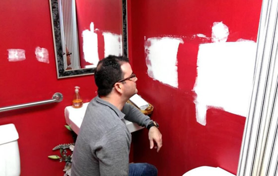 حارس الغربان ومهرج لمواساة المعزين.. إليكم أغرب الوظائف في التاريخ صورة رقم 5