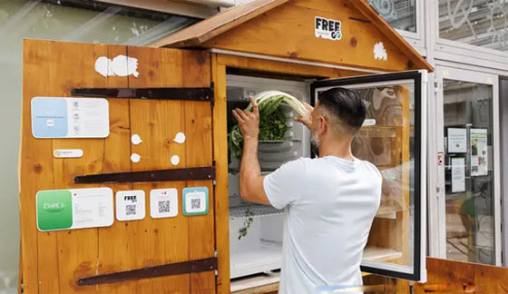 طعام مجاني في الشوارع.. مبادرة سويسرية للحد من هدر الطعام صورة رقم 2 طعام مجاني في الشوارع.. مبادرة سويسرية للحد من هدر الطعام صورة رقم 2