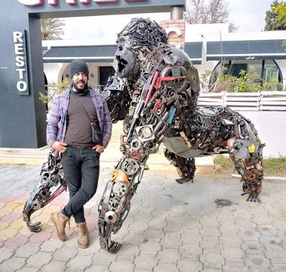 رغم الأمية ومصاعب الحياة.. تونسي يحول الخردة إلى أعمال فنية.. صور صورة رقم 5