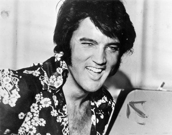 مصنوع من فراء المنك.. بيع معطف لـ إلفيس بريسلي في مزاد.. ما سعره؟ صورة رقم 14