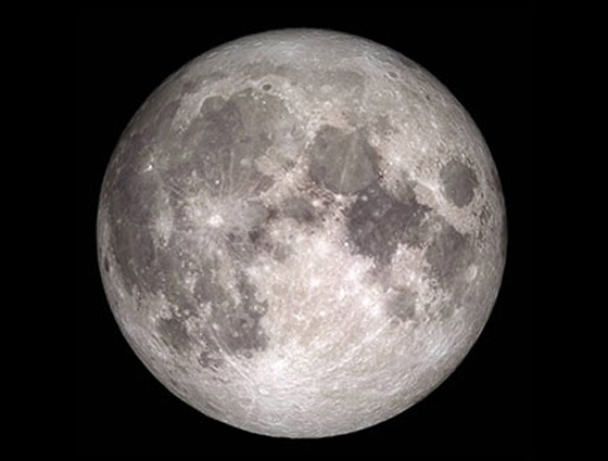 ذهب وثروات نادرة.. صراع بين القوى الكبرى على معادن القمر صورة رقم 6