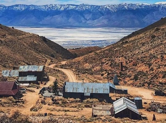 مدينة أشباح يسكنها شخص واحد بسبب الماضي المروع صورة رقم 1