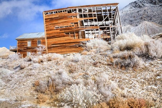 مدينة أشباح يسكنها شخص واحد بسبب الماضي المروع صورة رقم 2