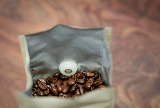 لماذا يوجد ثقب في كيس القهوة ؟ صورة رقم 5