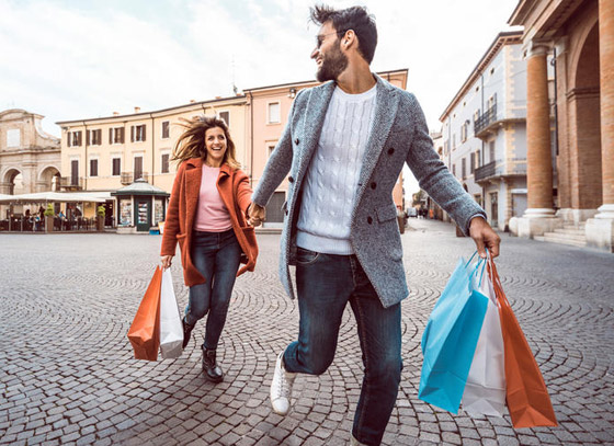 نصائح وإرشادات هامة عند التسوق خلال السفر والرحلات السياحية صورة رقم 1