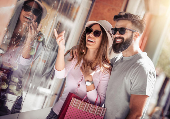 نصائح وإرشادات هامة عند التسوق خلال السفر والرحلات السياحية صورة رقم 3