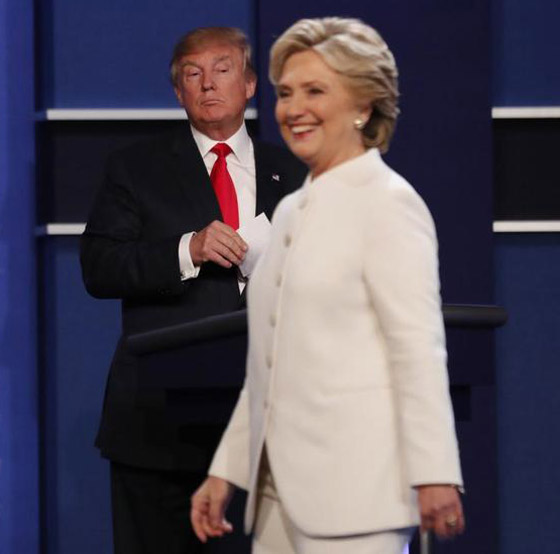 ترامب يريد الانتقام من هيلاري كلينتون.. رفع دعوى ضدها بقضية سبق أن كلفته مليون دولار صورة رقم 1 ترامب يريد الانتقام من هيلاري كلينتون.. رفع دعوى ضدها بقضية سبق أن كلفته مليون دولار صورة رقم 1