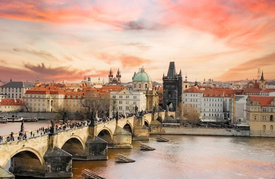 أكثر المدن رومانسية في العالم.. باريس إحداها صورة رقم 5